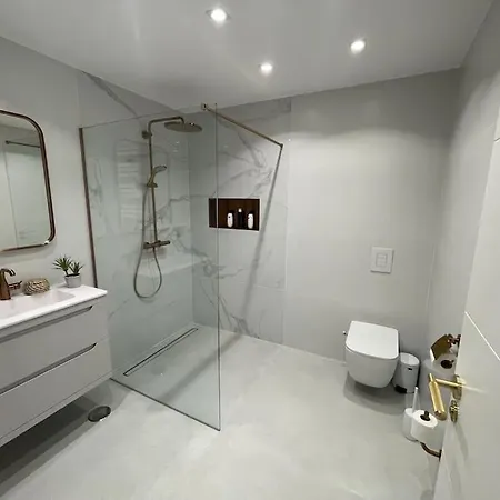 Lägenhet Finca Molinos 5 Bedrooms Pool Marbella