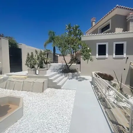 Lägenhet Finca Molinos 5 Bedrooms Pool Marbella